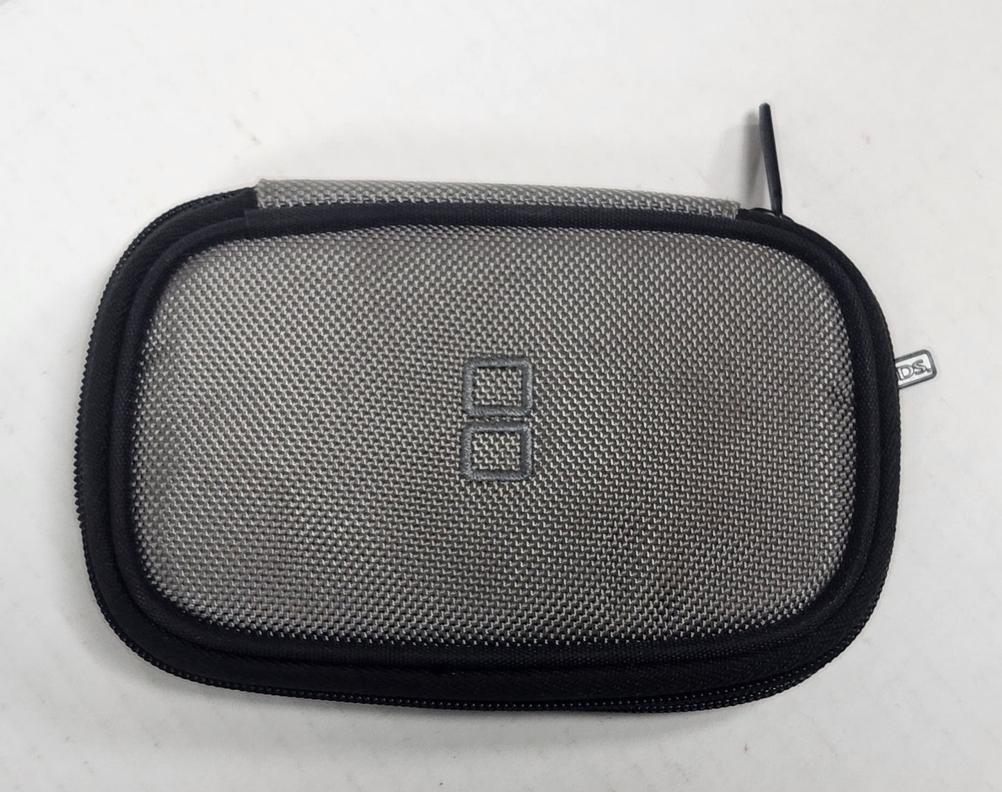 Auction Item 97: DS Lite Case