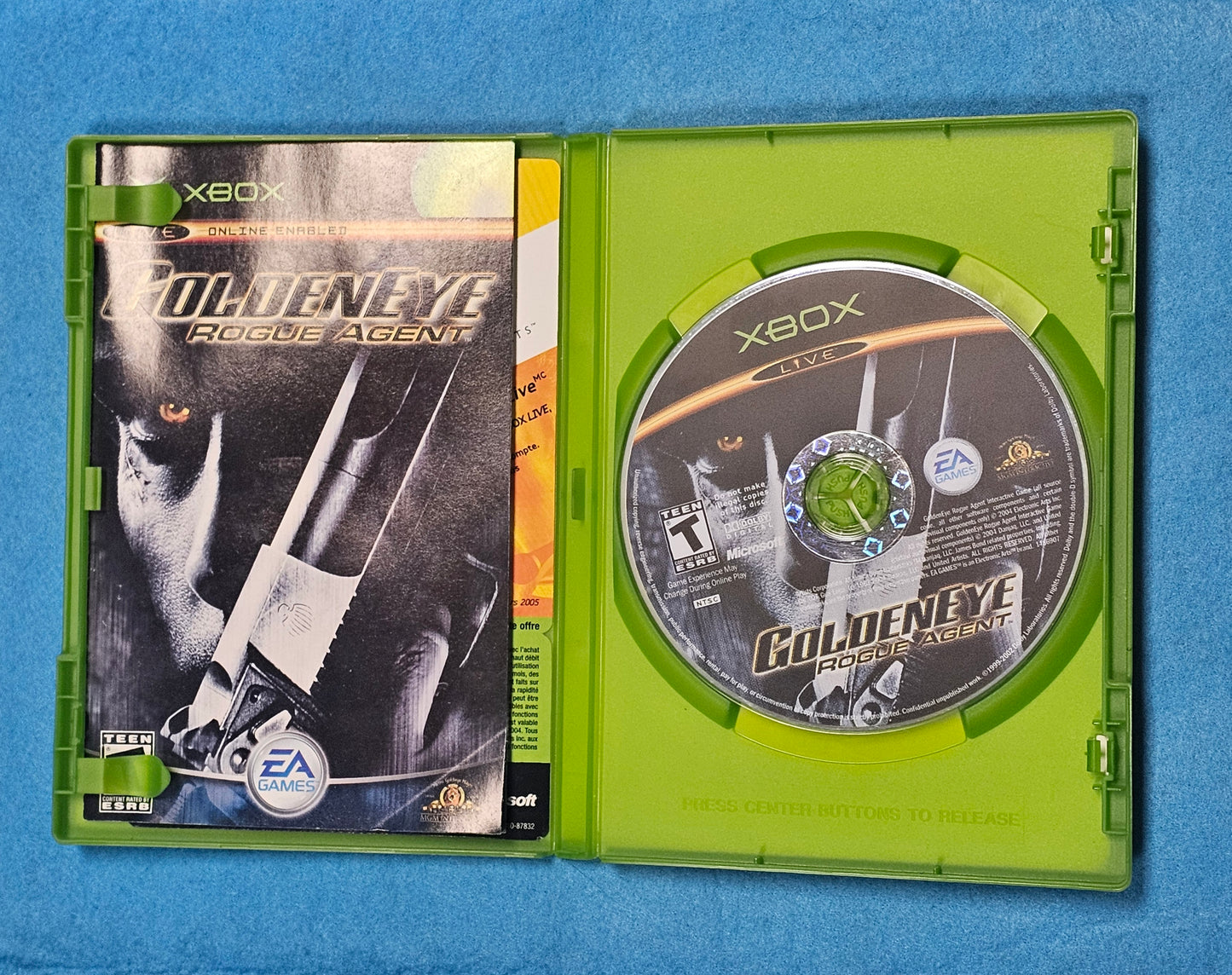032: Golden Eye Rogue Agent - XBox