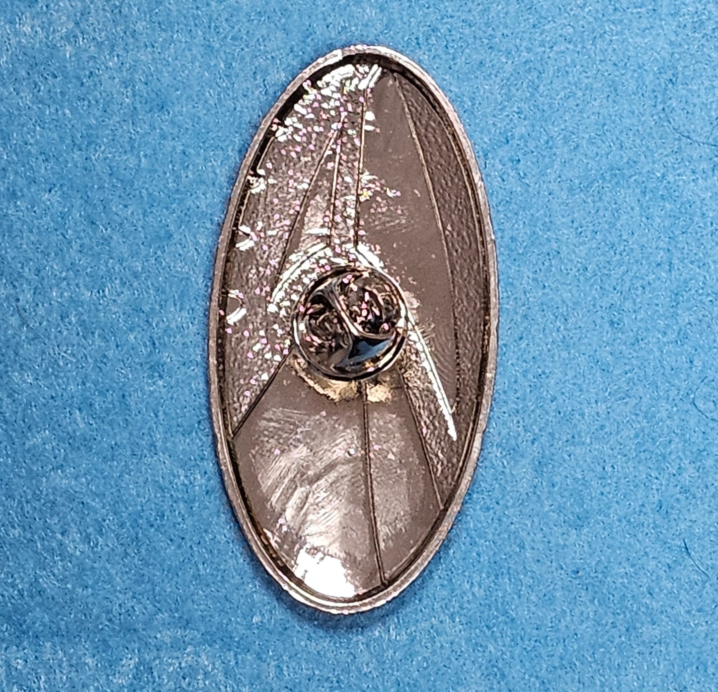 008: Discovery Admirals Insignia Pin