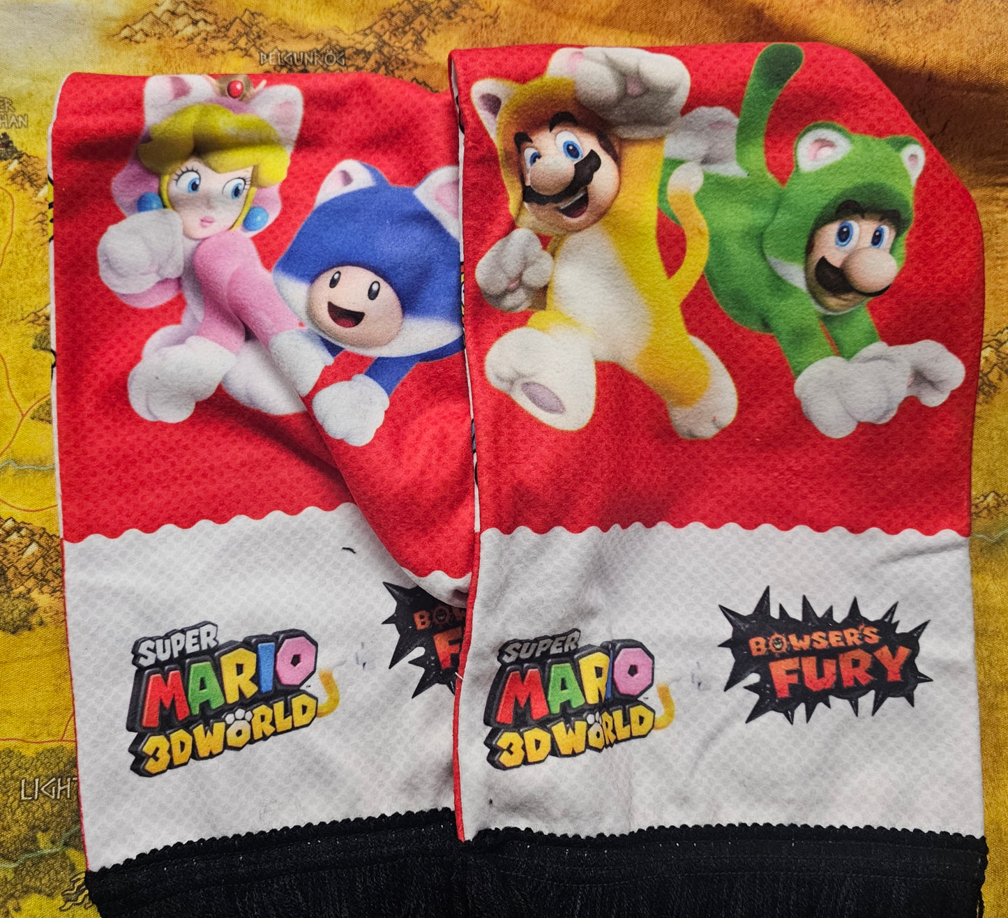225: Mario Promo Scarf