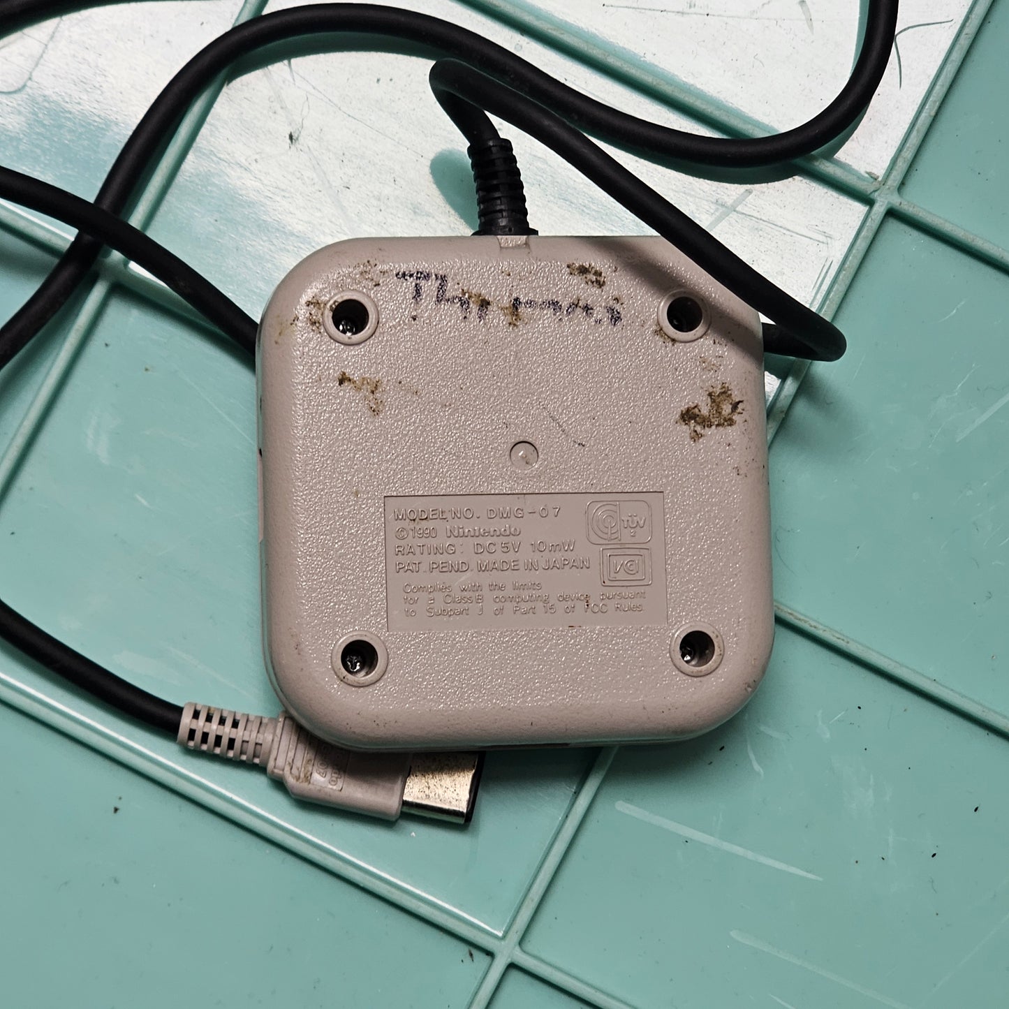 122: Game Boy Four Player Adapter