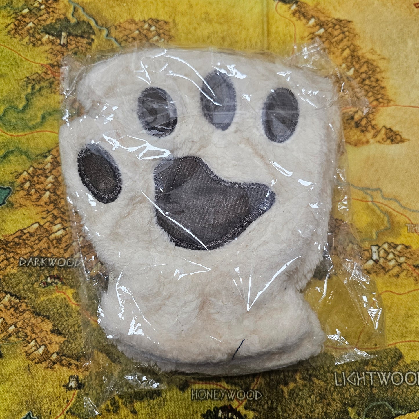 087: Paw Mittens