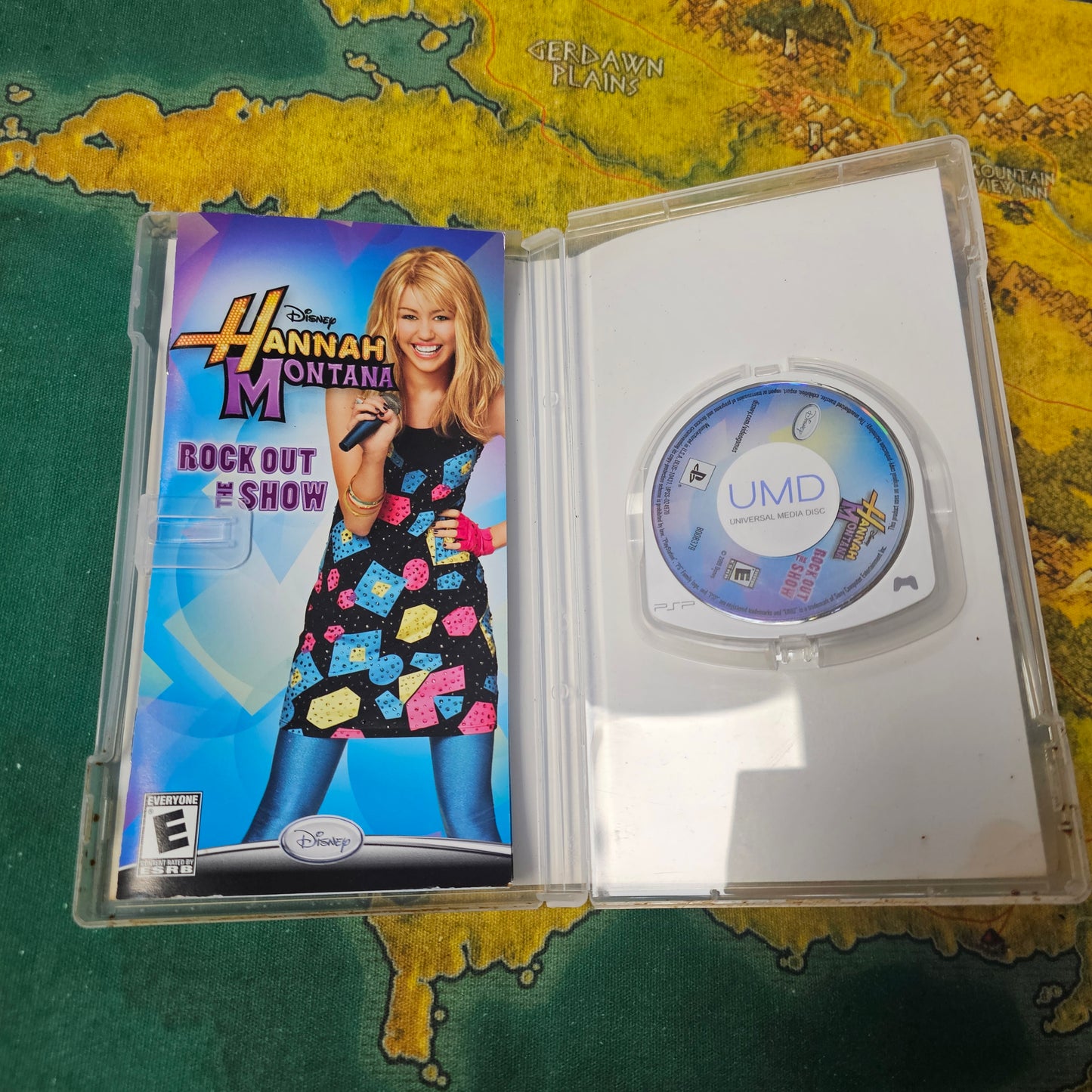 011: Hannah Montana: Rock Out the Show - PSP