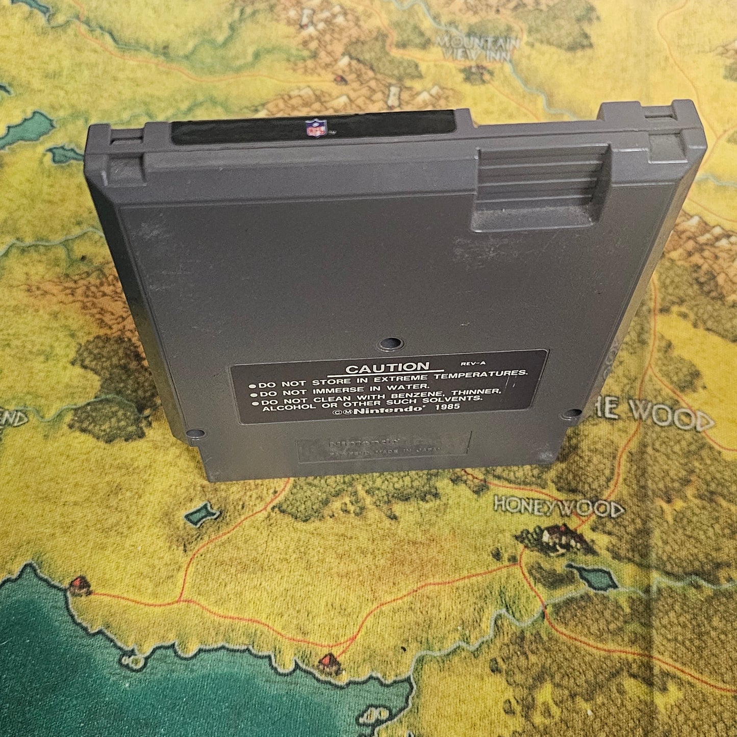 009: NFL Football - NES