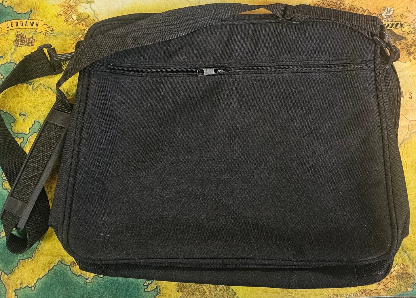 108: Game Gear Carrying Bag