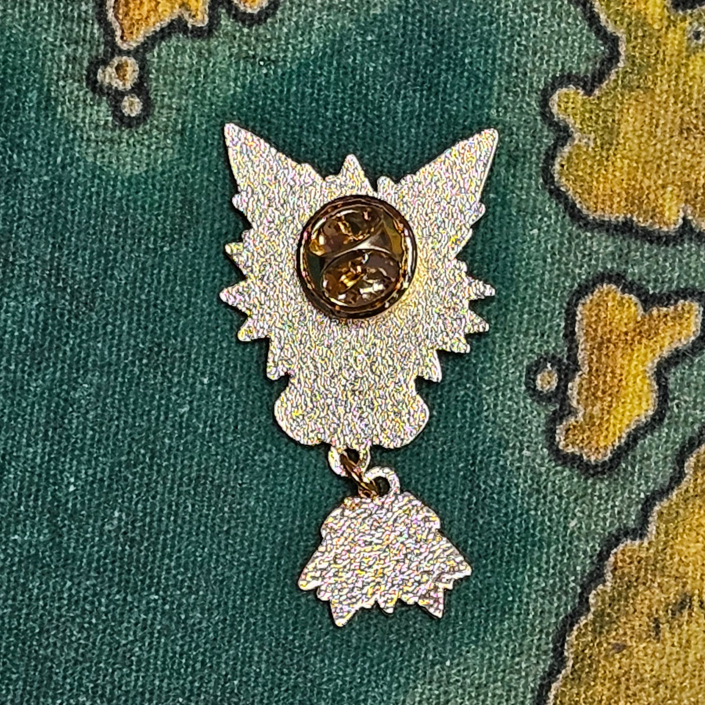 029: Jolteon Dangle Pin
