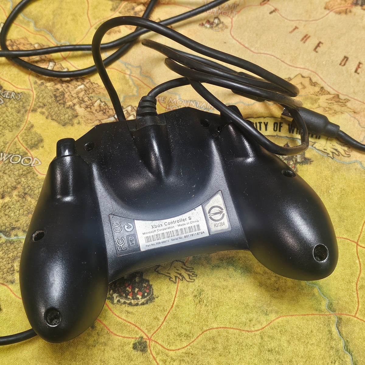 126: Black XBox Controller