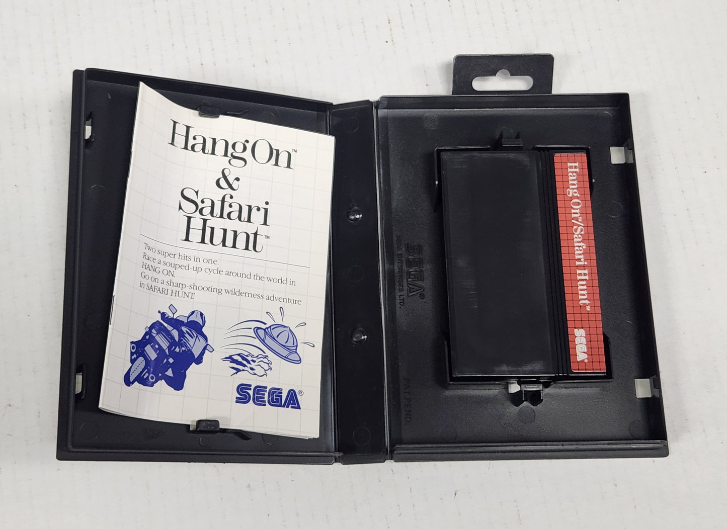Lot 084: Hang On & Safari Hunt - Master System