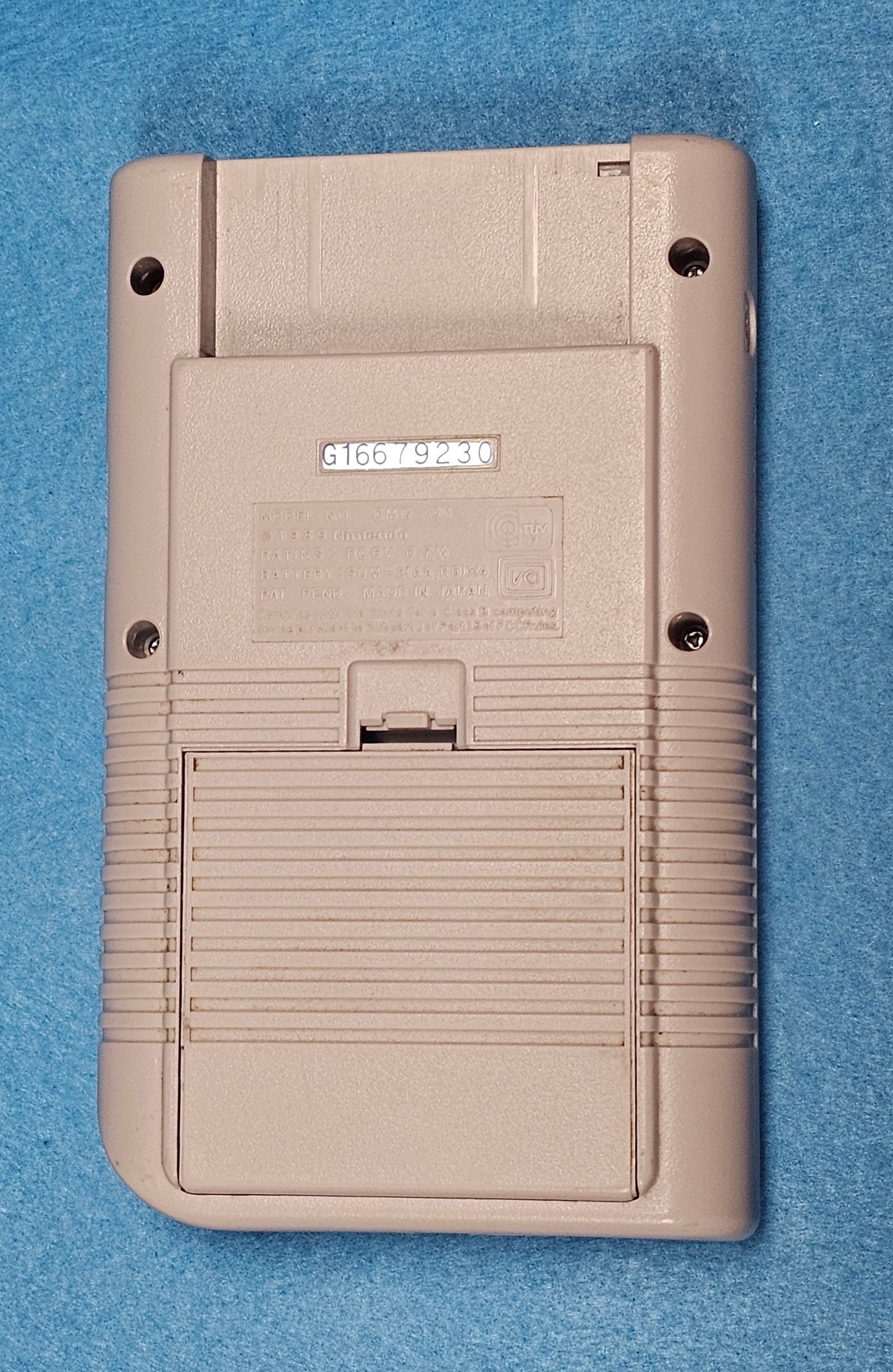 LOT 002: Game Boy