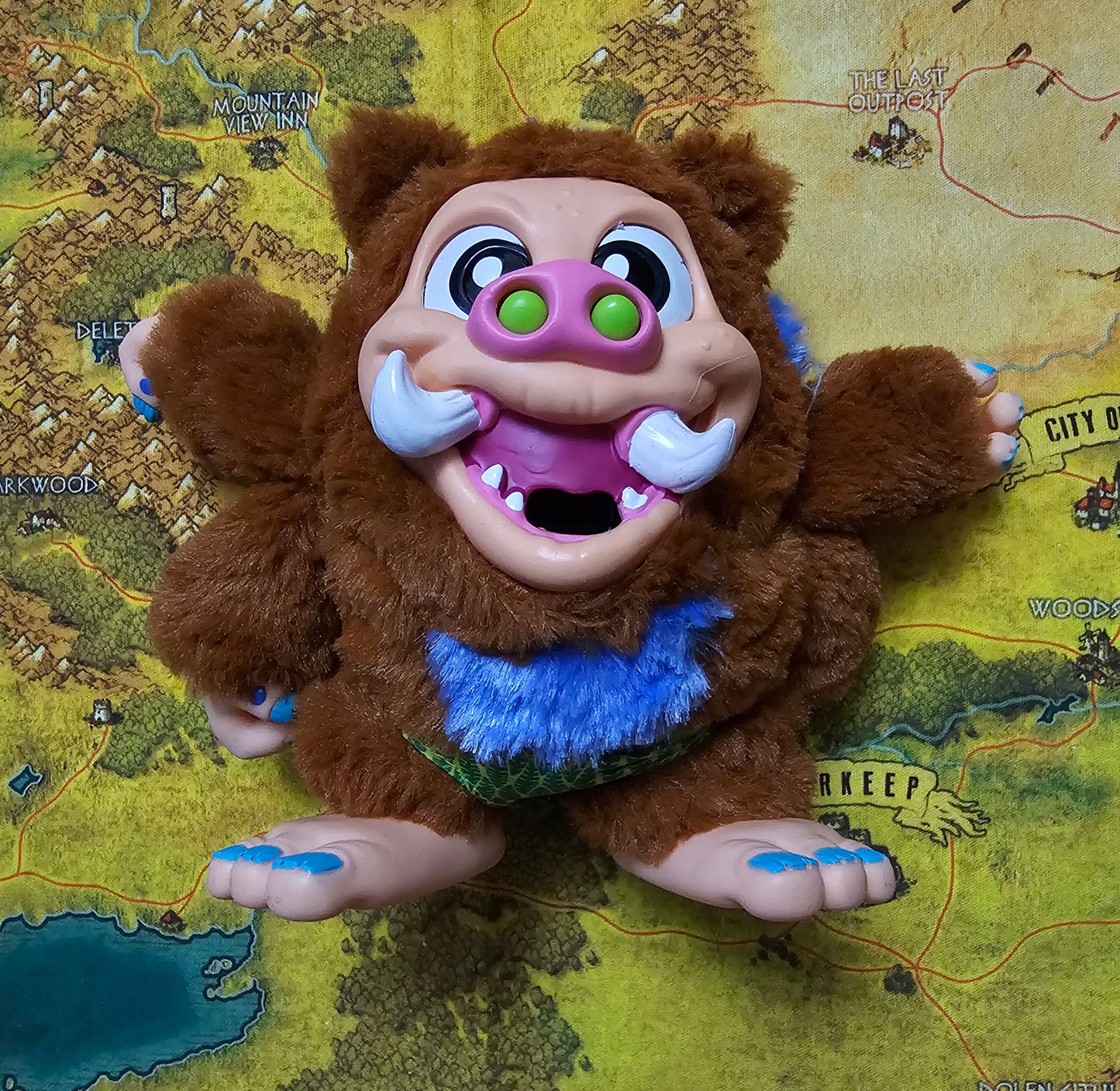 068: Crate Creatures Snort Hog