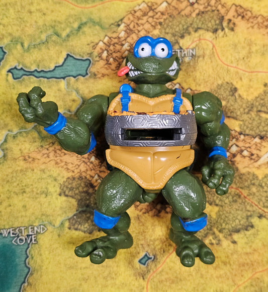 136: Classic Pizza Tossin' Leonardo Action Figure (TMNT)