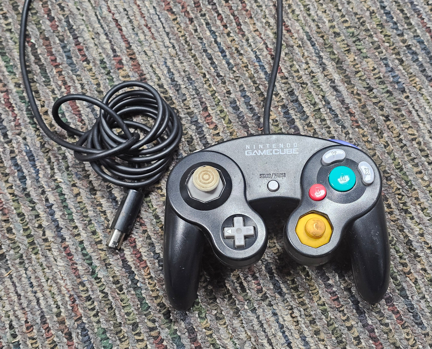 027: GameCube Controller