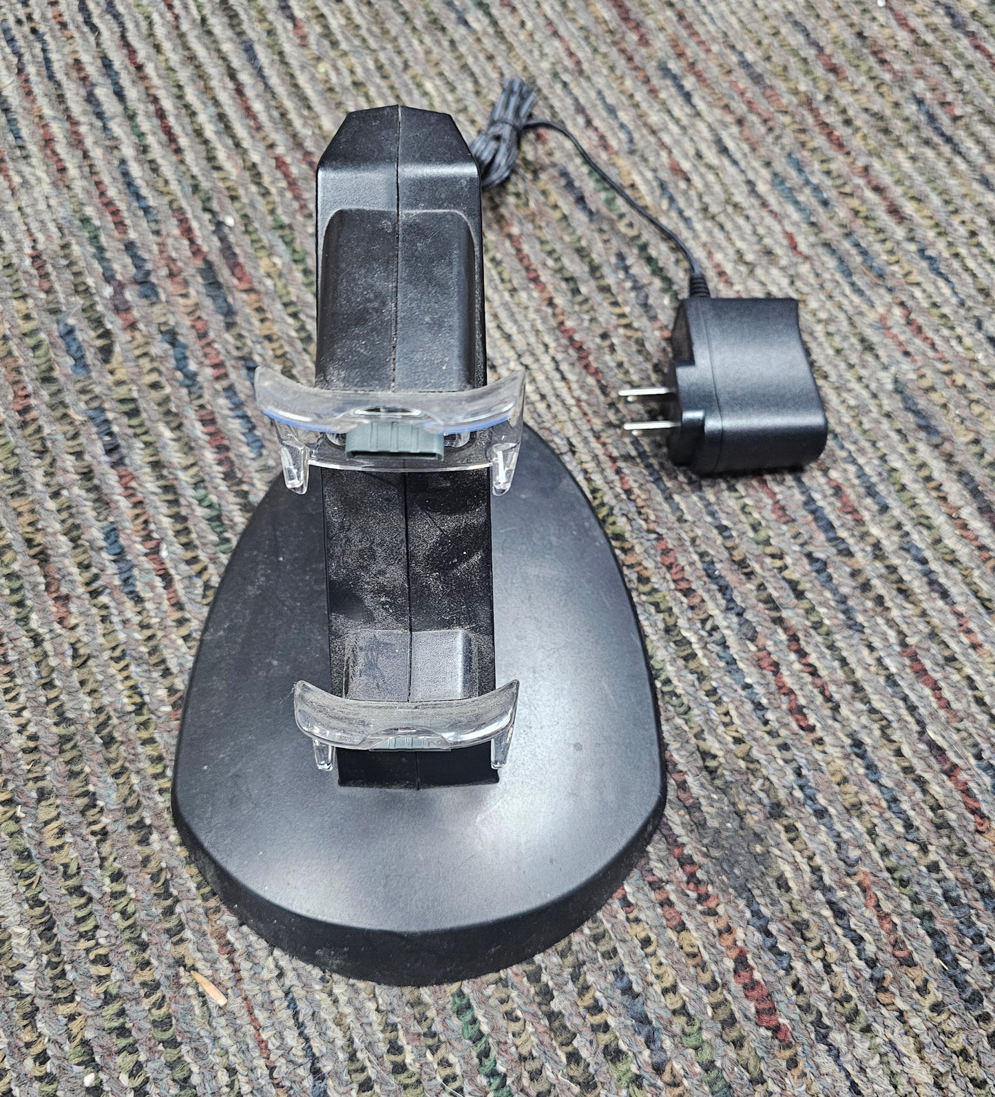 033: PS3 Controller Charger