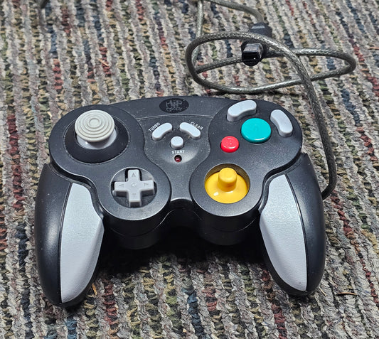 047: Hip Gear GameCube Controller