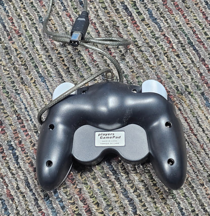 047: Hip Gear GameCube Controller