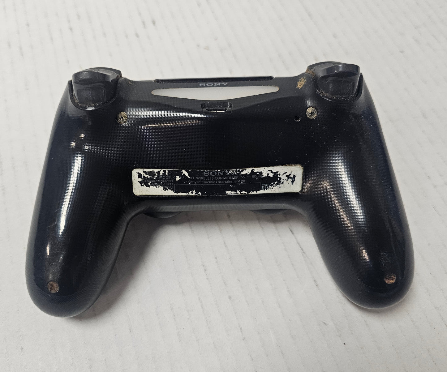 002: PS4 Controller
