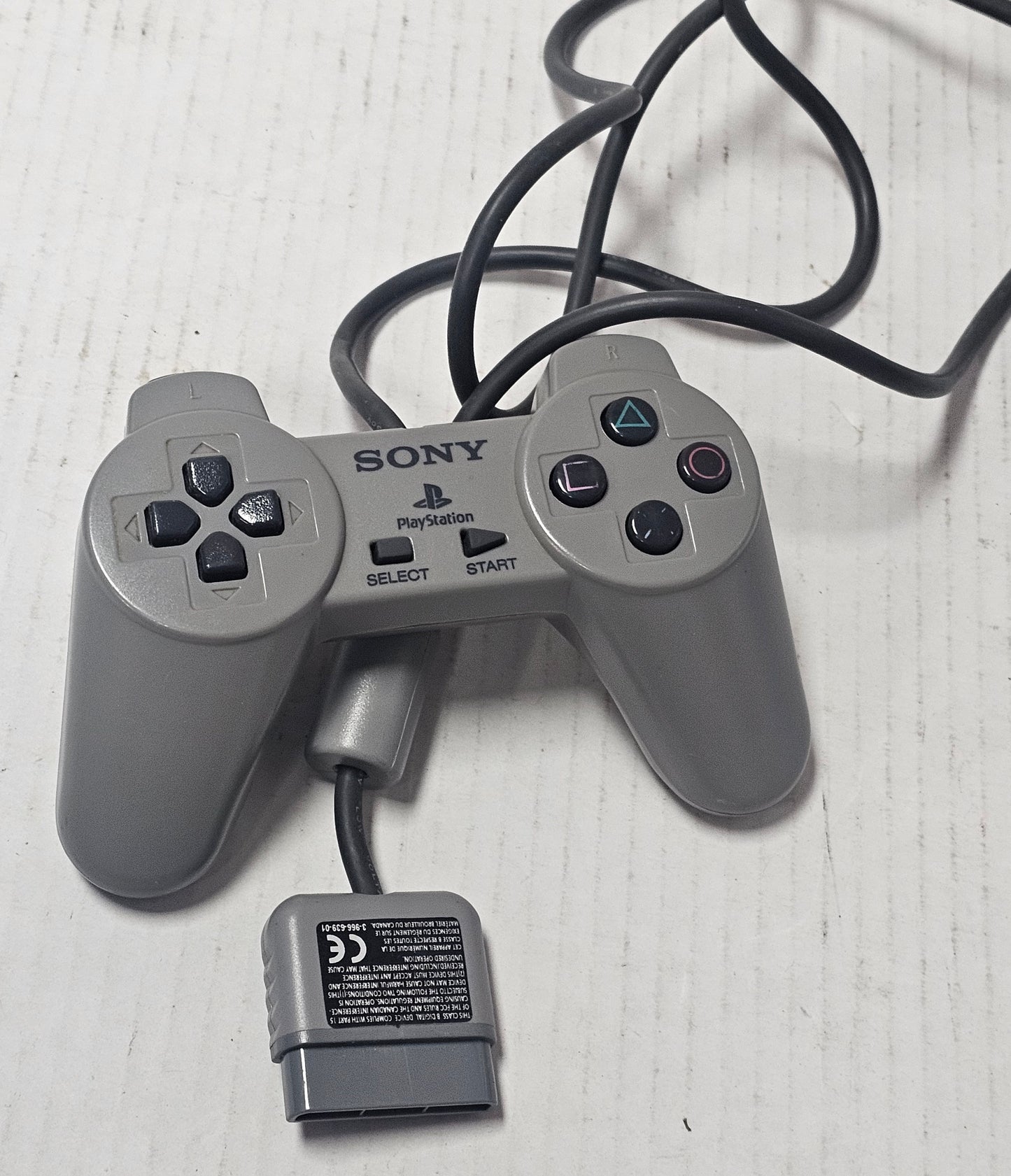 014: PlayStation Controller