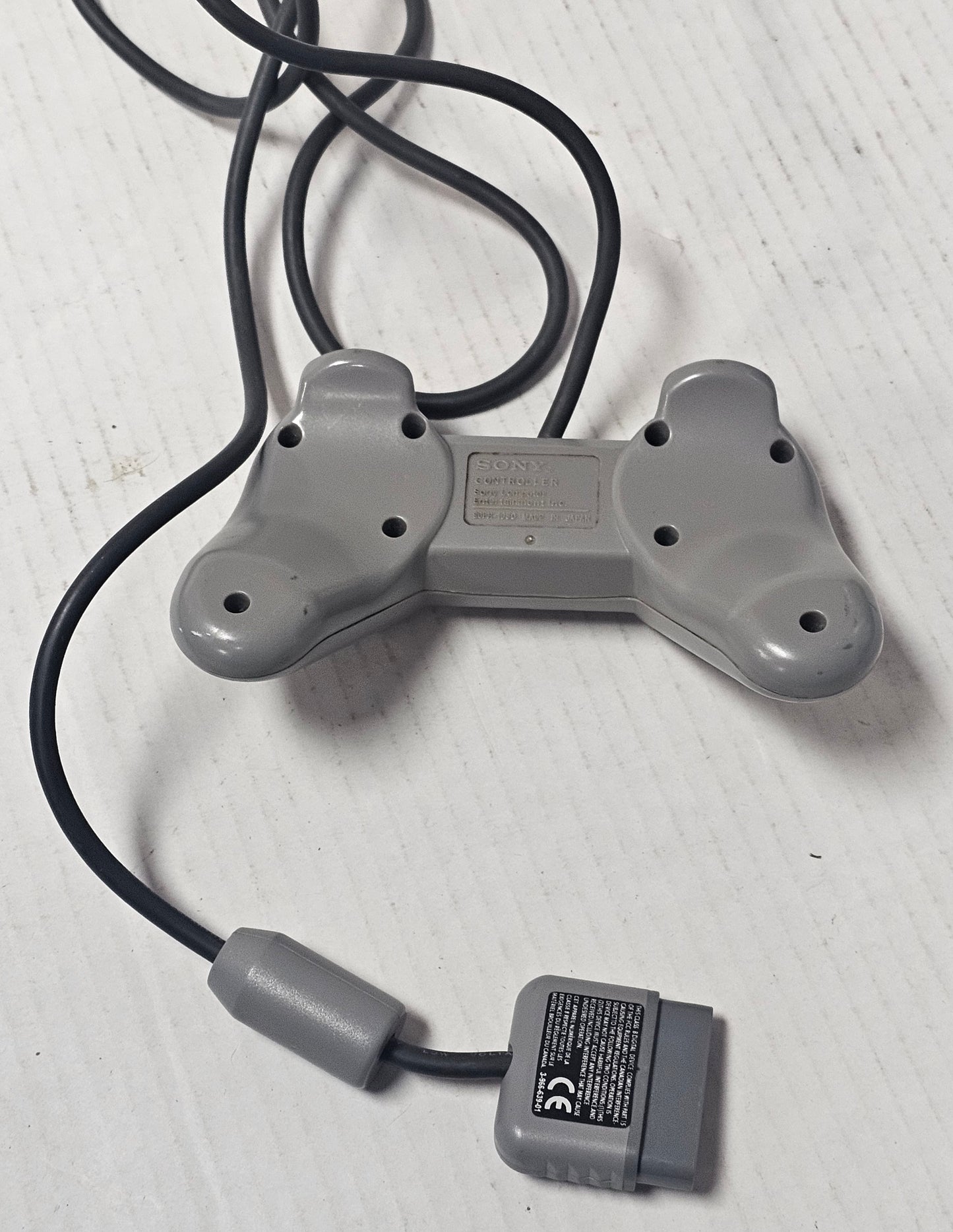 014: PlayStation Controller
