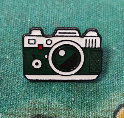Pin: Camera