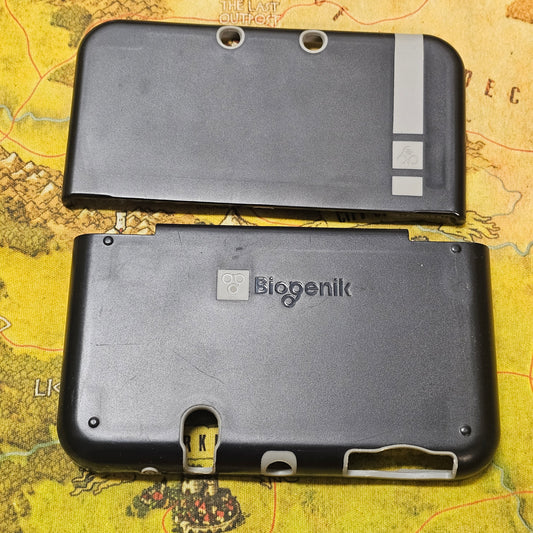 159: 3DS XL Shell