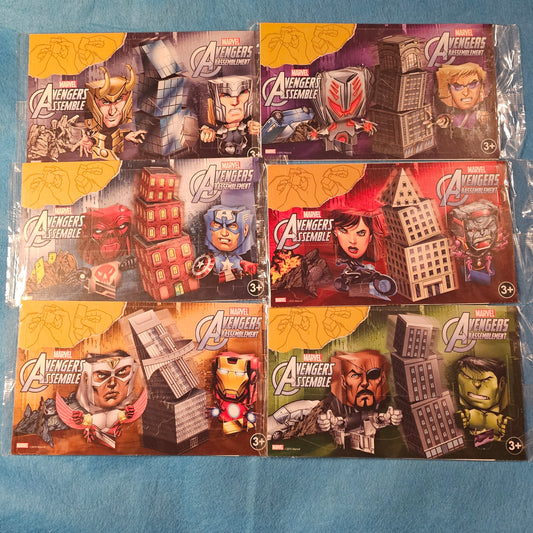 187: Marvel Avengers Assemble Cardboard Set