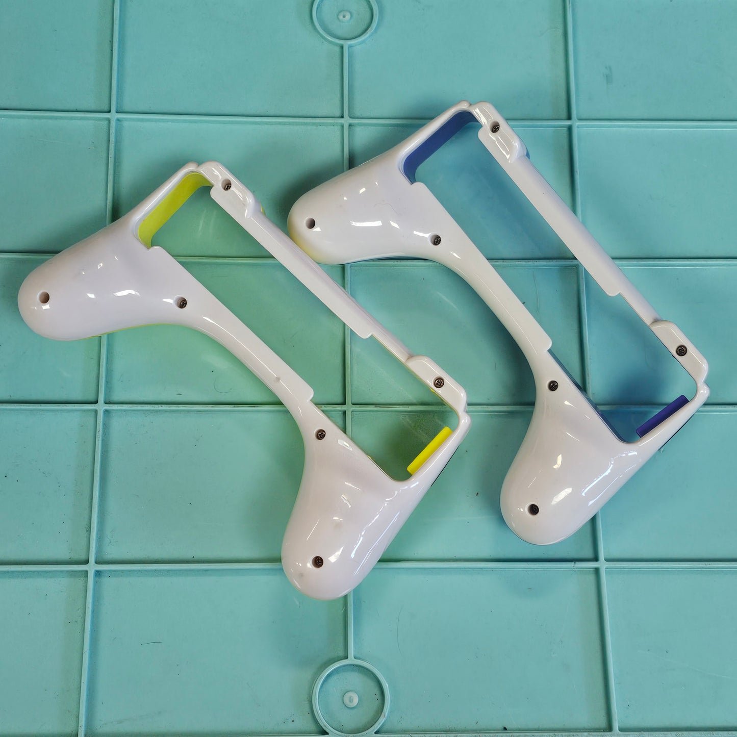 213: Wiimote Grips x 2