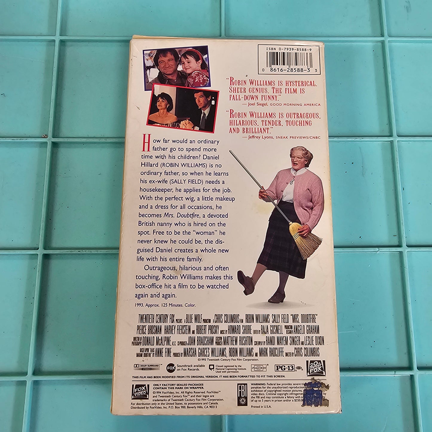 185: Mrs. Doubtfire (VHS)