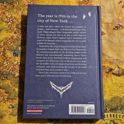 236: Fantastic Beasts and Where to Find Them: The Original Screenplay (Book)