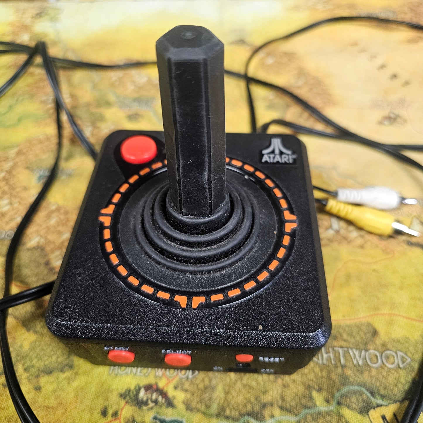 242: Atari Plug n Play