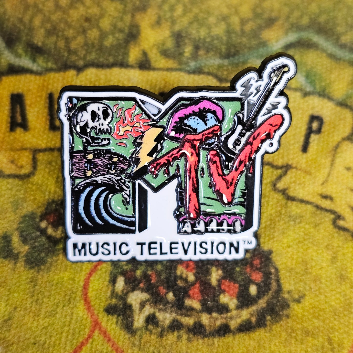 143: MTV Pin