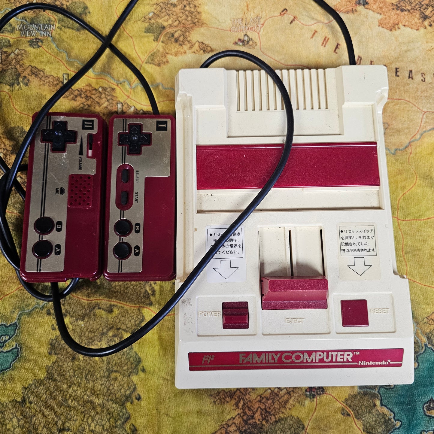 149: Famicom Console
