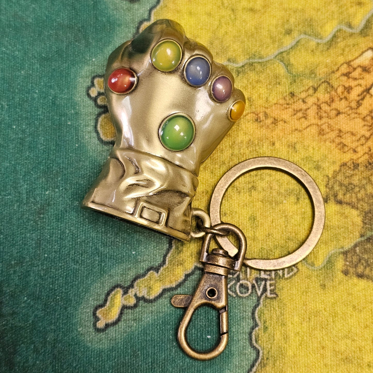 137: Infinity Gauntlet Keychain