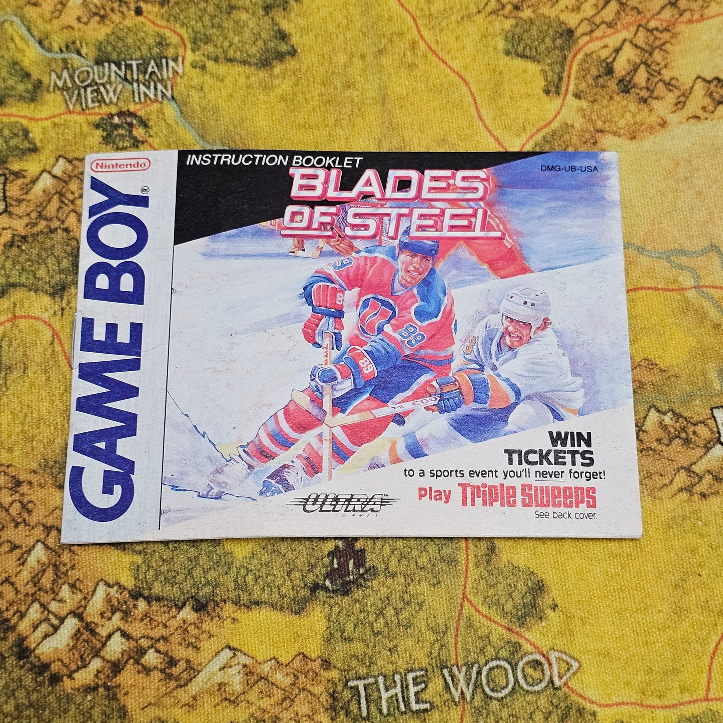 002: MANUAL: Blades of Steel - Game Boy