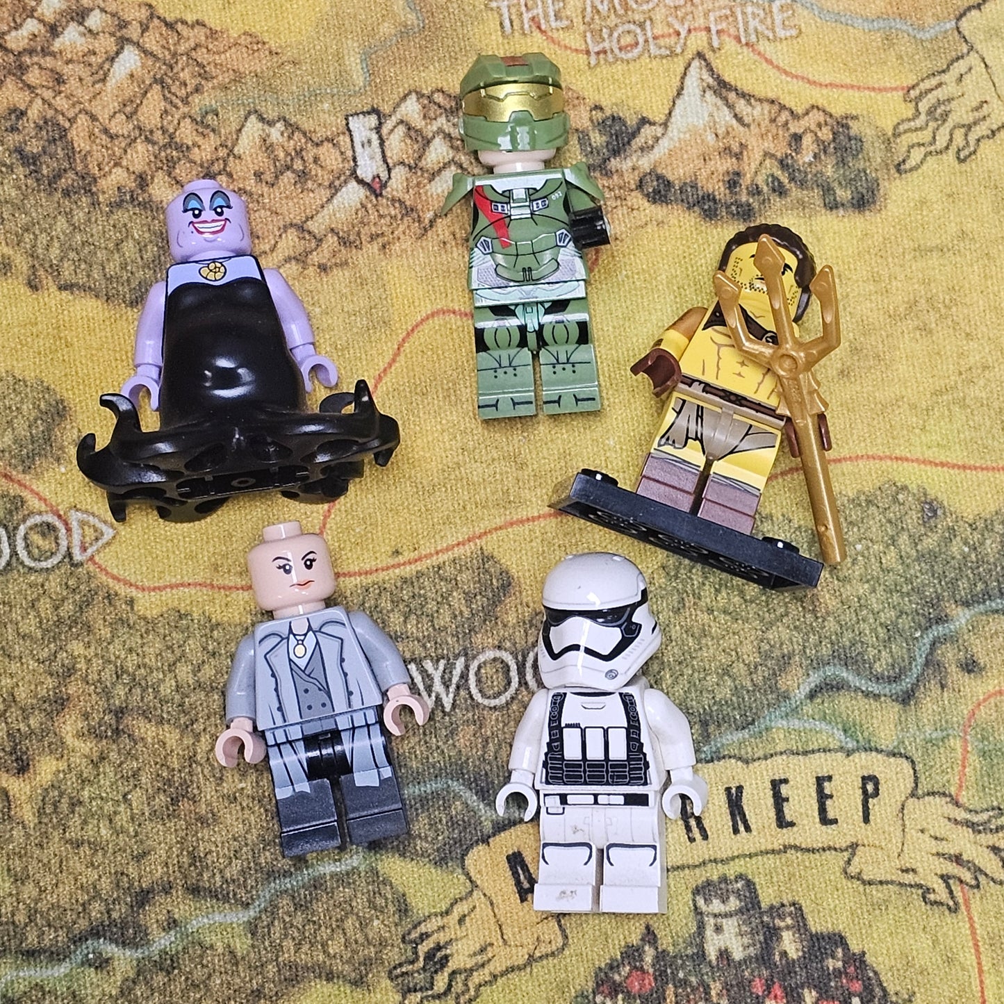 118: Minifigs