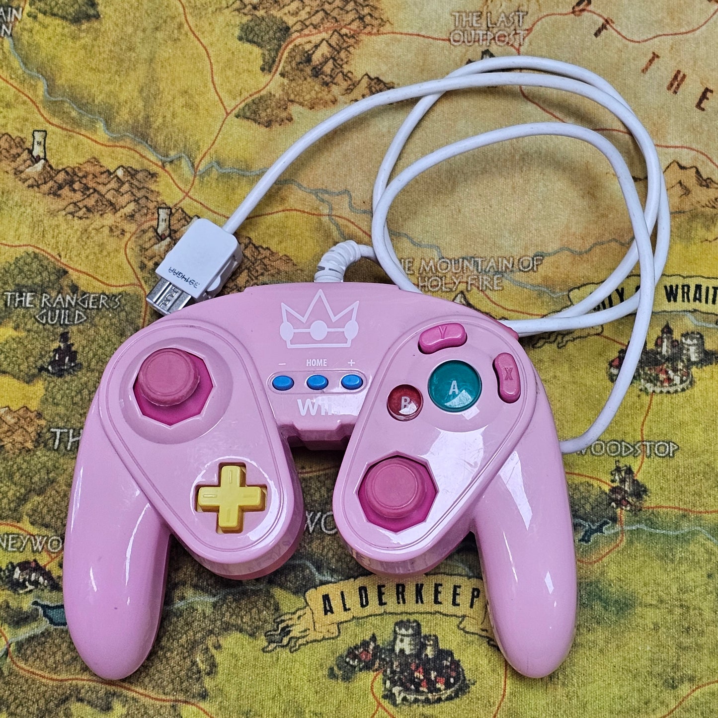 136: Princess Peach Wii Controller