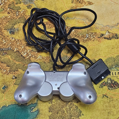 124: Silver PS2 Controller