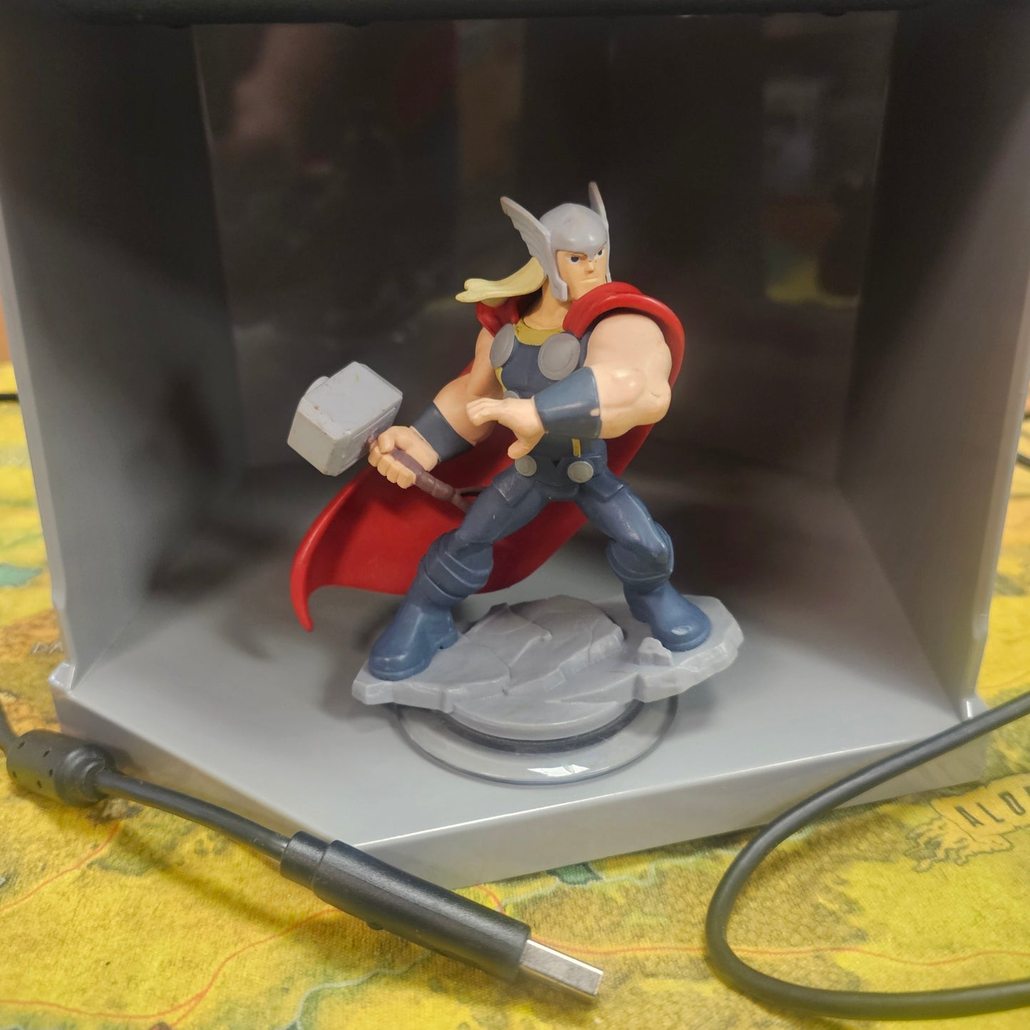 141: Disney Infinity Display with Portal and Thor