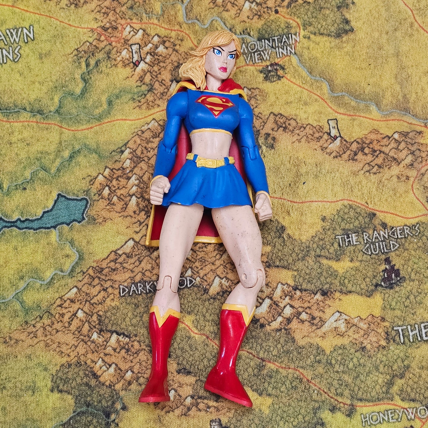 082: Supergirl Figure