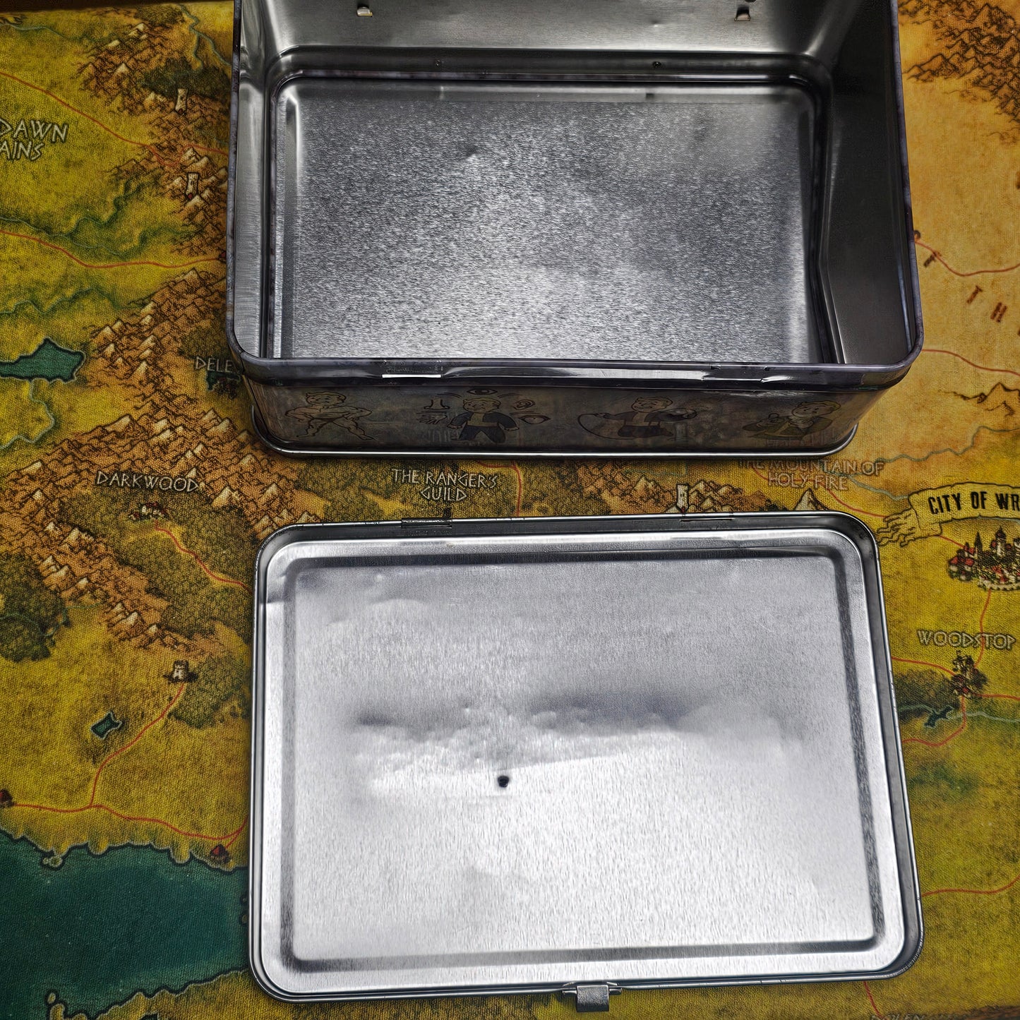 062: Fallout Lunch Box