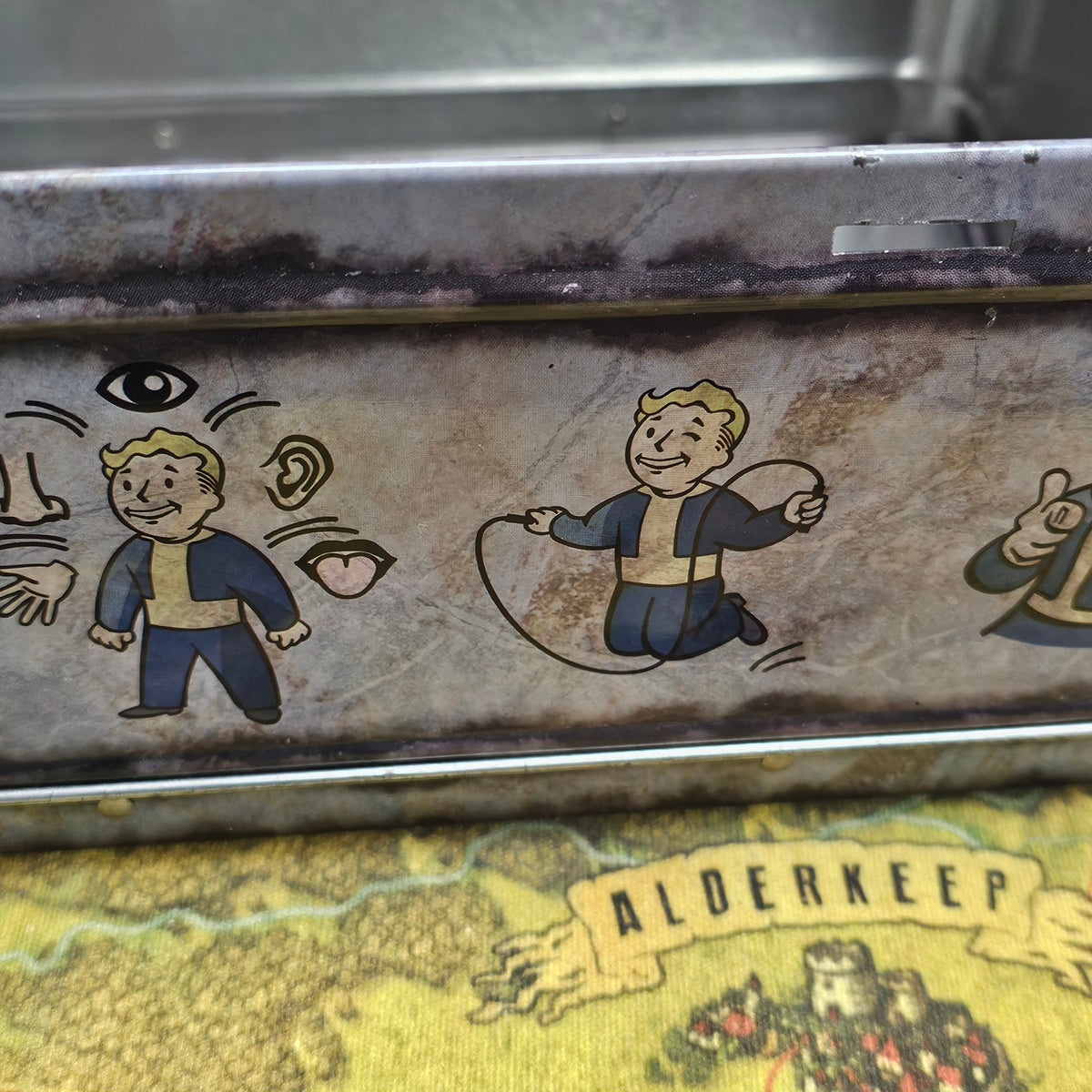 062: Fallout Lunch Box