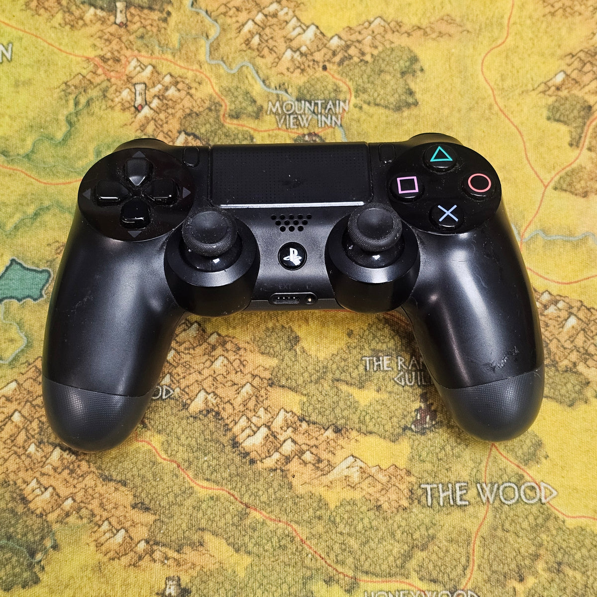 105: PS4 Controller