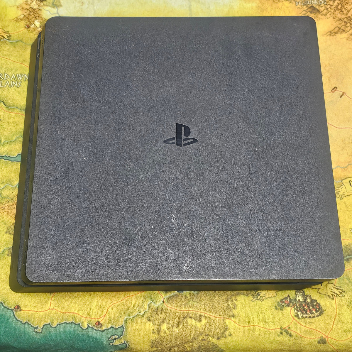 063: PS4 Slim Console