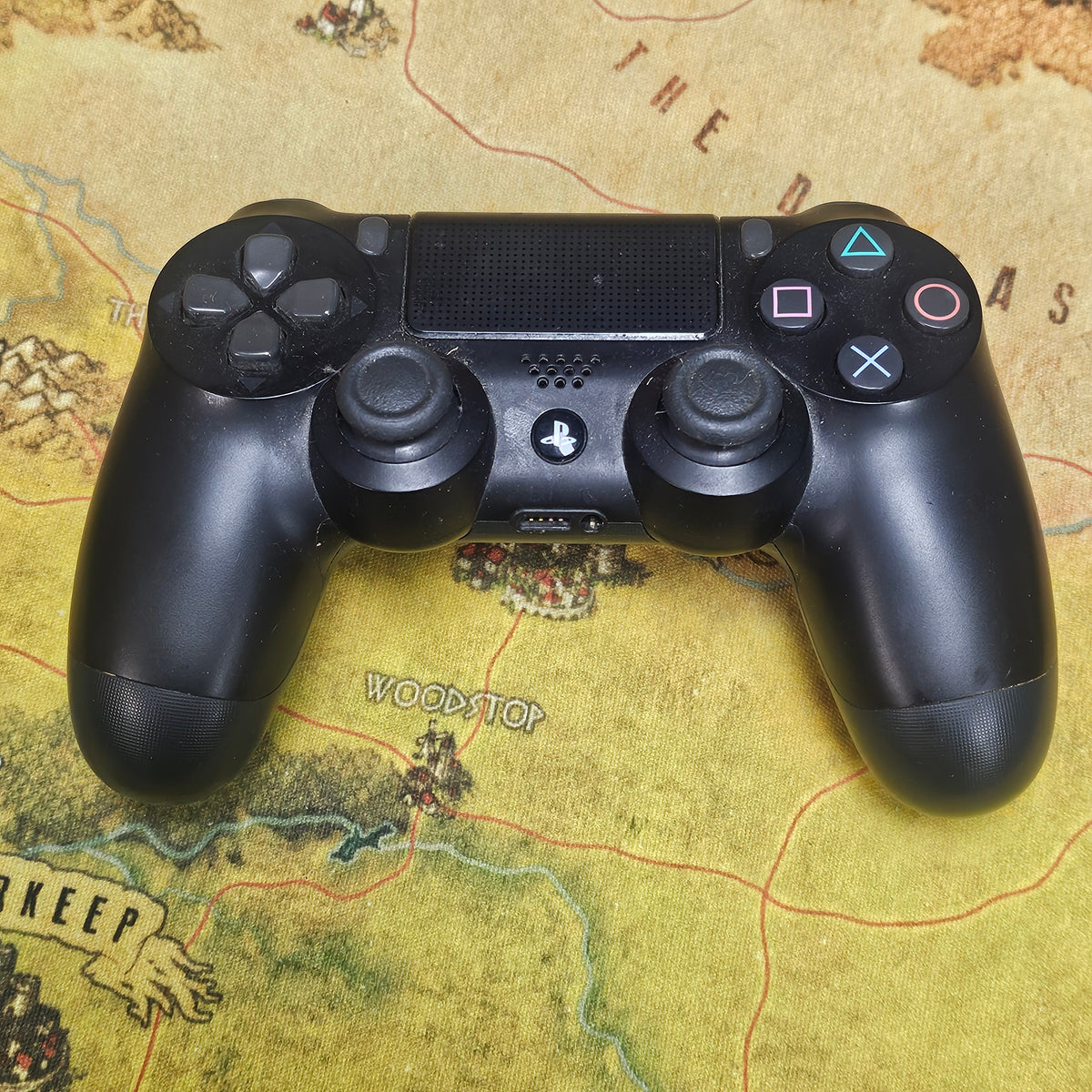 128: PS4 Controller